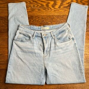 Levi’s high waisted jeans